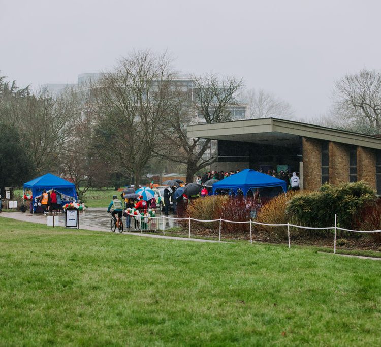 General view of the bandstand area where runners are assembling