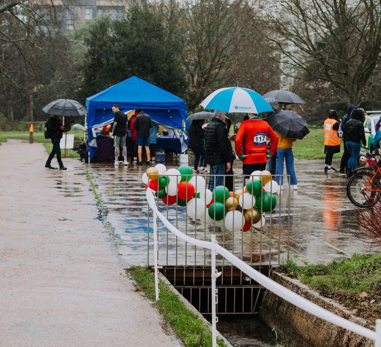 General view of the registration and start line area